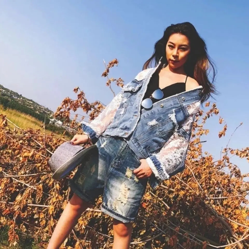 Chic 3D Floral Embroidered Denim Jacket