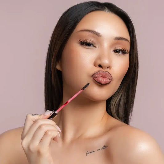 LIP LINER STAY-N - Peel-Off Lip Liner Stain