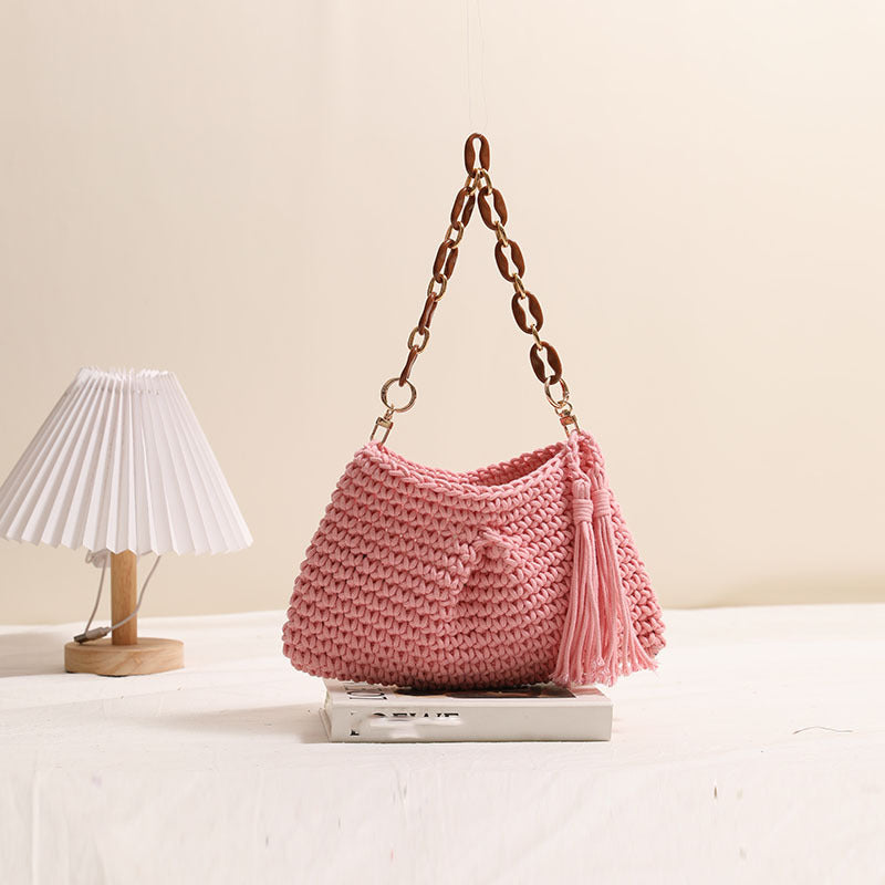 Clip Tassel Pink